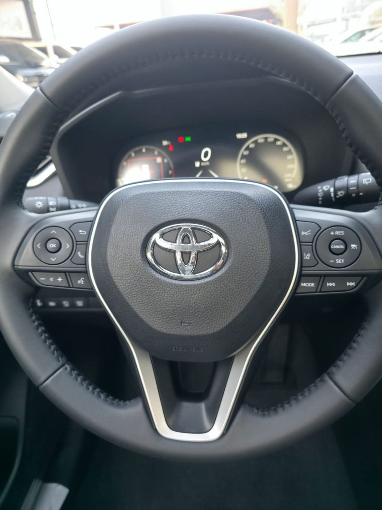 تويوتا راف ٤ 2.5L Adventure