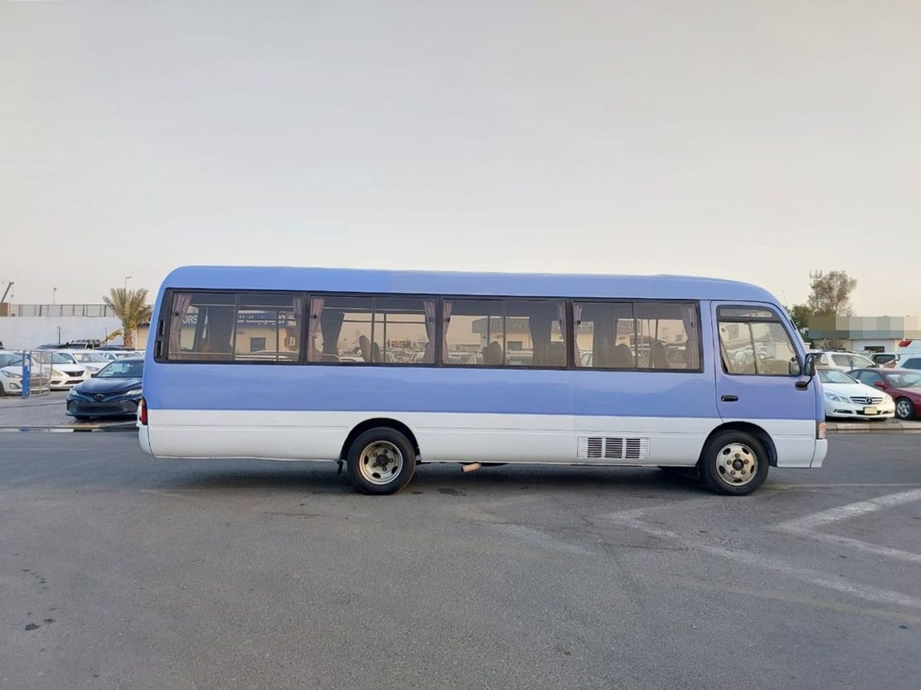 Toyota Coaster TOYOTA COASTER BUS RHD 1997 MODEL 4.1 L DIESEL AUTOMATIC(PM02631)
