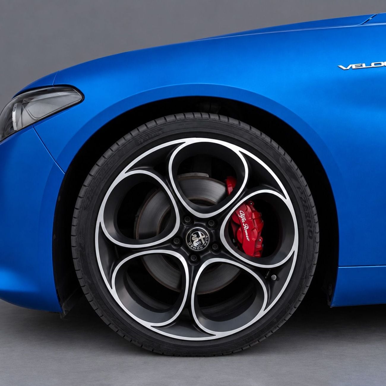 ألفا روميو جوليا VELOCE 1,724 درهم إماراتي شهرياً • بدون دفعة أولى • ألفا روميو جوليا فيلوسي • ضمان وعقد خدمة من الوكالة