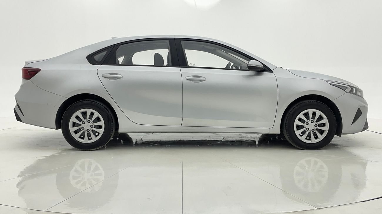 كيا سيراتو LX 1.6 | بدون دفعة مقدمة | اختبار قيادة مجاني للمنزل