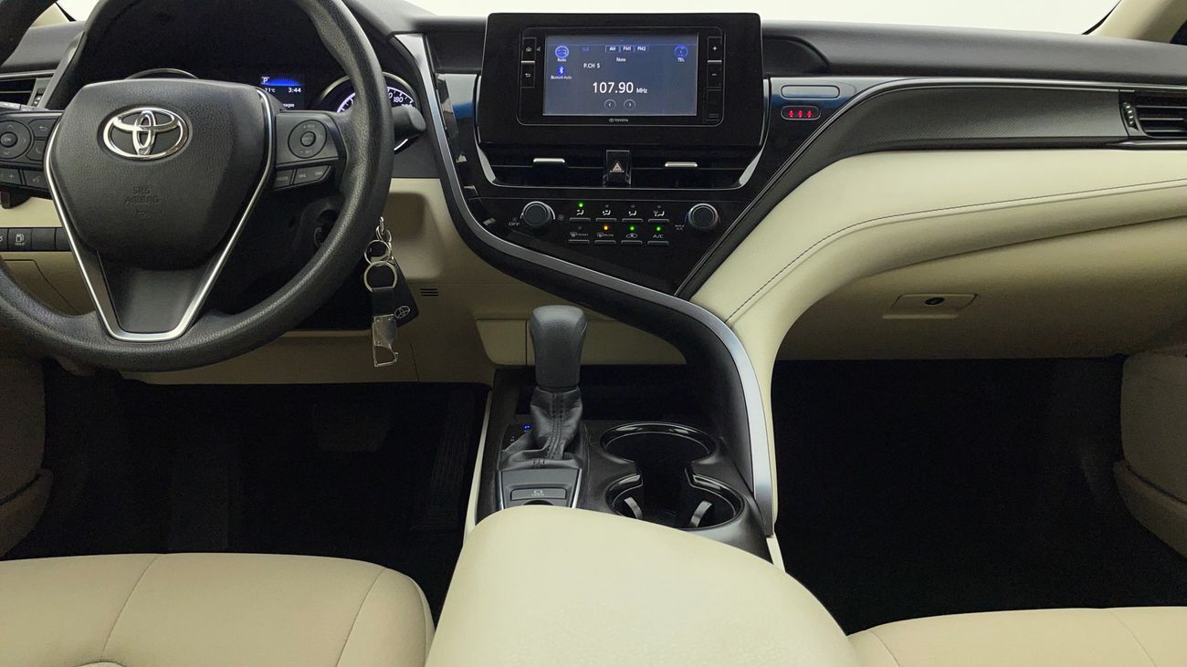 تويوتا كامري S 2.5 | بدون دفعة مقدمة | اختبار القيادة في المنزل