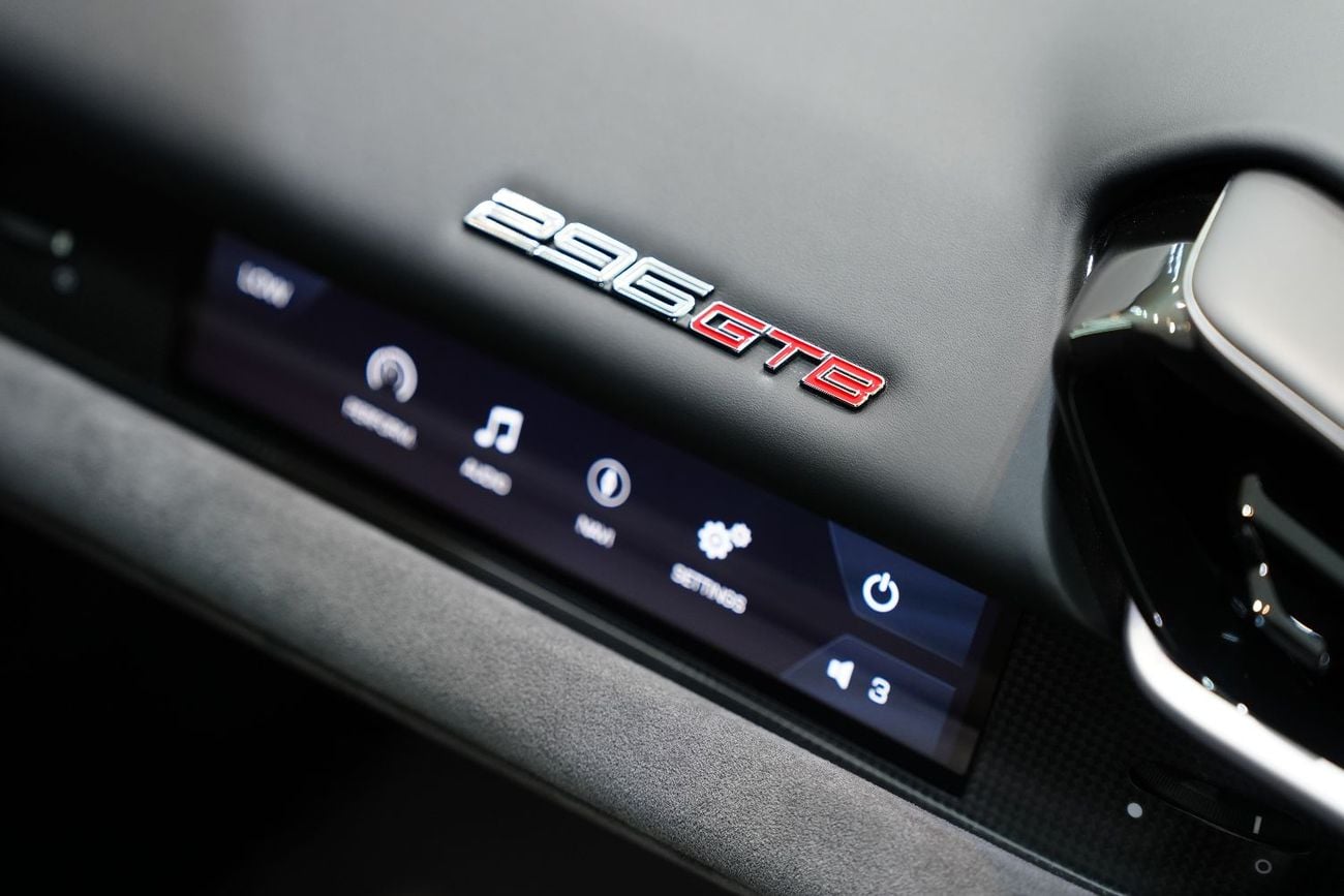 Ferrari 296 GTB 3.0T V6 PHEV Extended Assetto Fiorano Package, Apple CarPlay, Daytona Seats!!