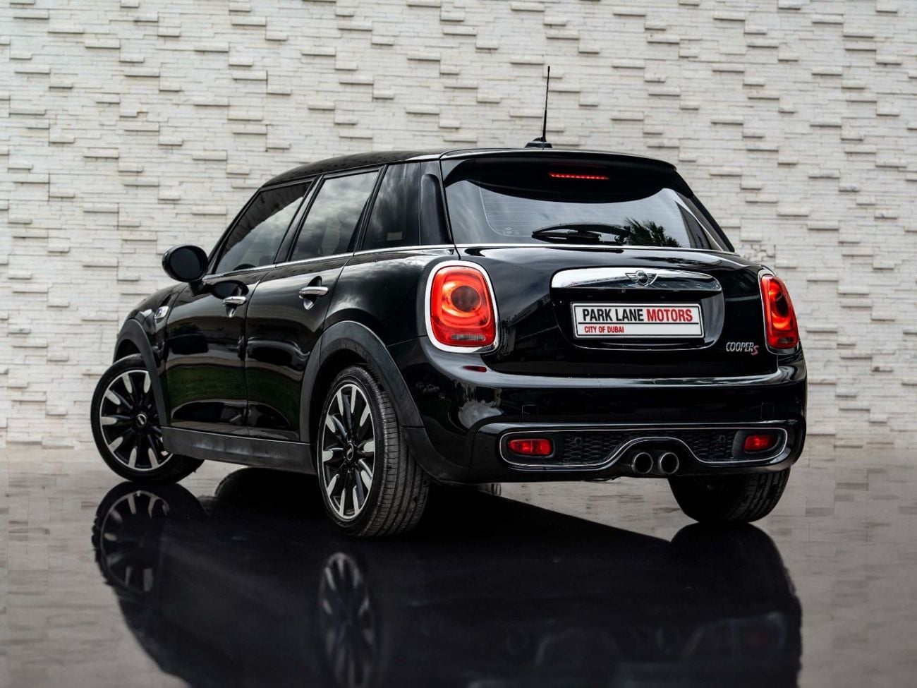 ميني كوبر إس HIGH SPEC MINI Hatch Cooper S 2018