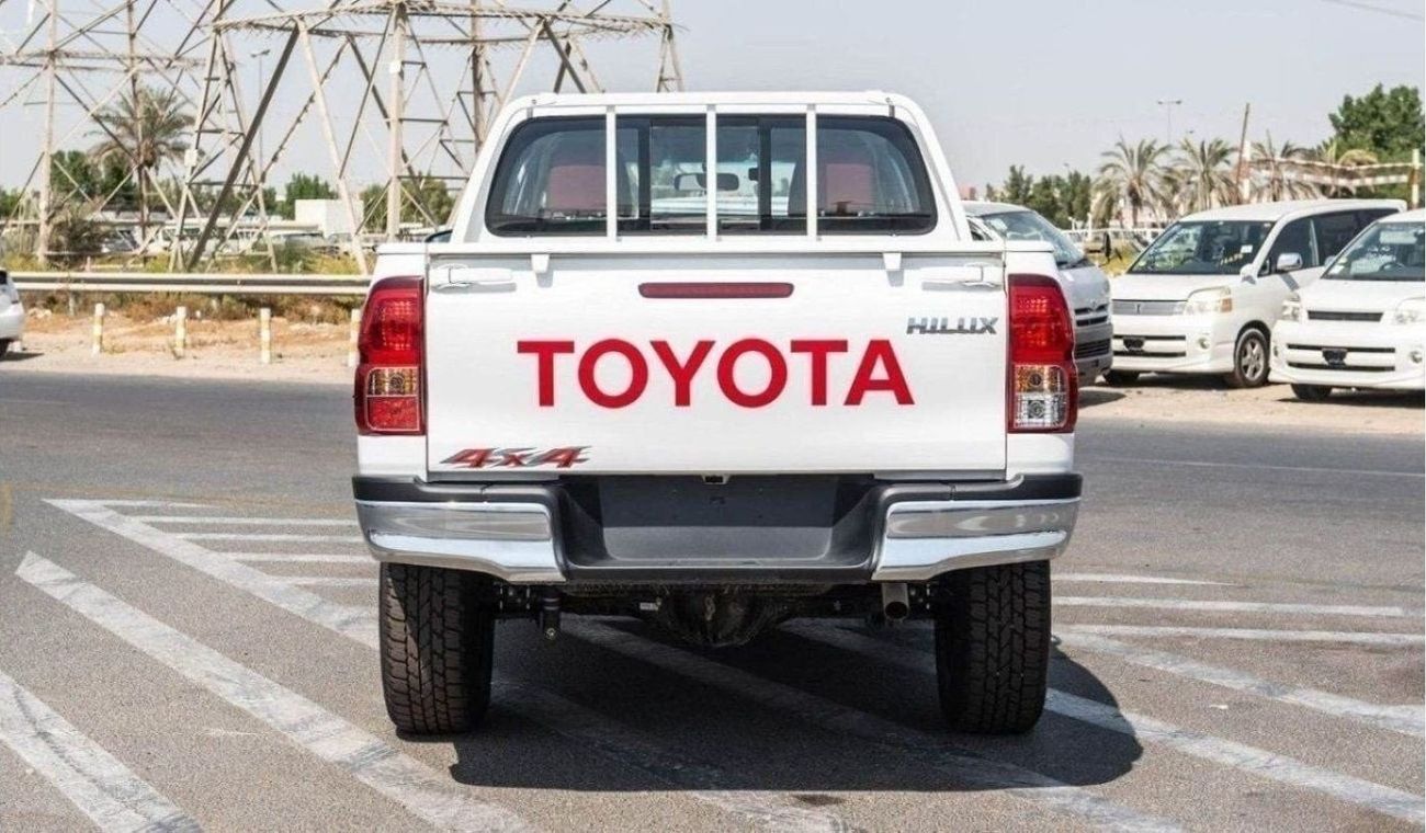Toyota Hilux Toyota Hilux 2.4L Diesel AT Mid Option 4X4 2024