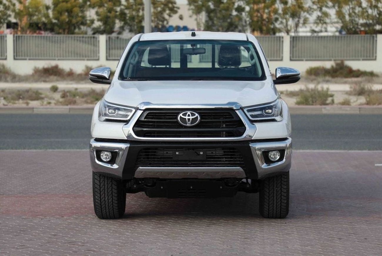 Toyota Hilux HI 2.7L - PLATINUM WHITE PEARL inside MAROON | Export Only