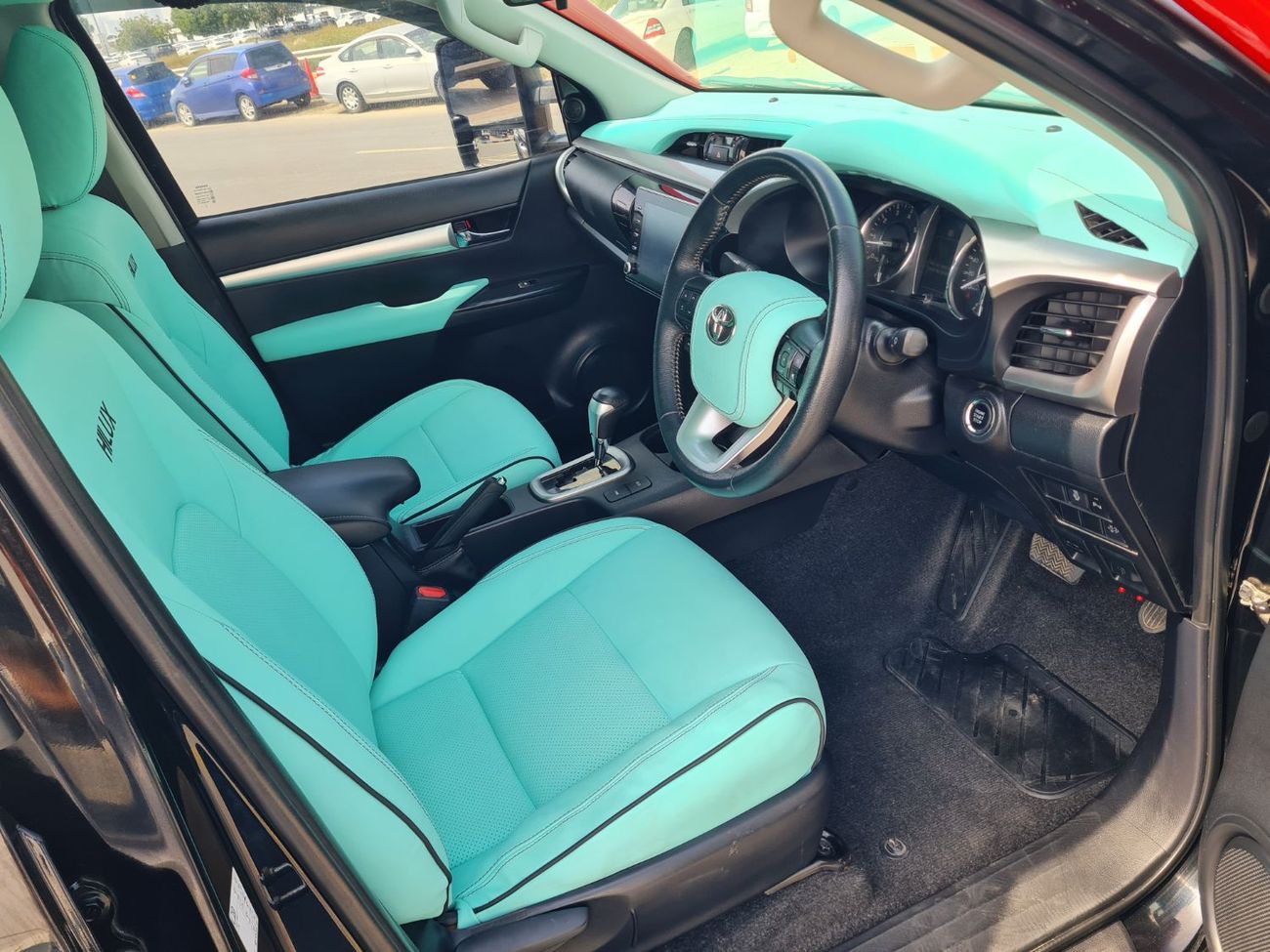 Toyota Hilux Double Cabin  Right Hand Drive  Year: *2022*