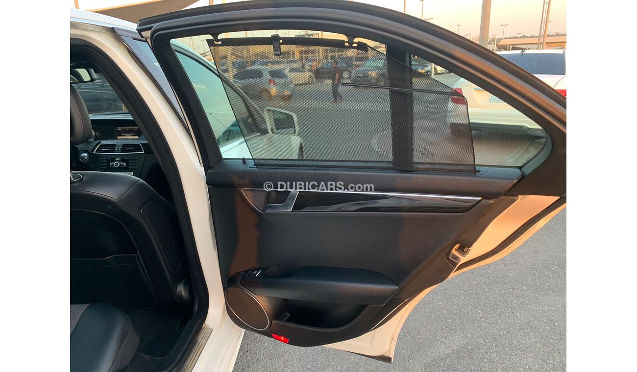 Mercedes-Benz C 200 Mercedes C200_Gcc_2013_Excellent_Condition _Full option