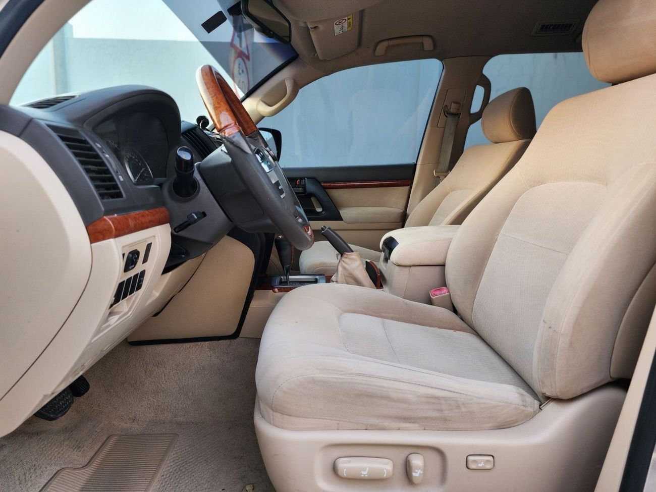 تويوتا لاند كروزر GXR