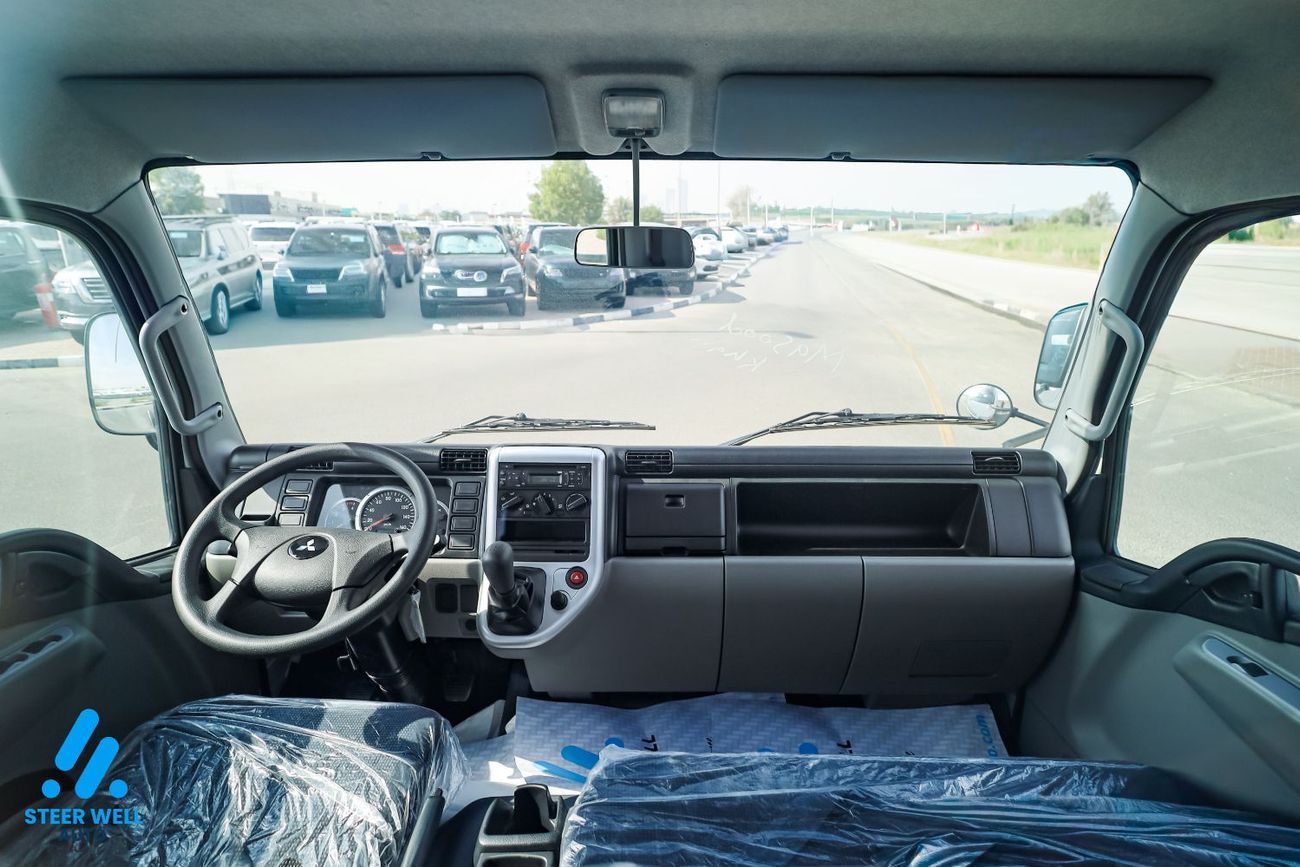 Mitsubishi Fuso Canter 4.2L MT 4x2 Diesel Standard Chassis