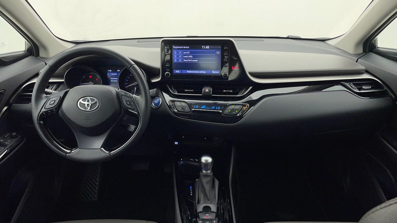 تويوتا CHR VX 1.8 | بدون دفعة مقدمة | اختبار القيادة في المنزل