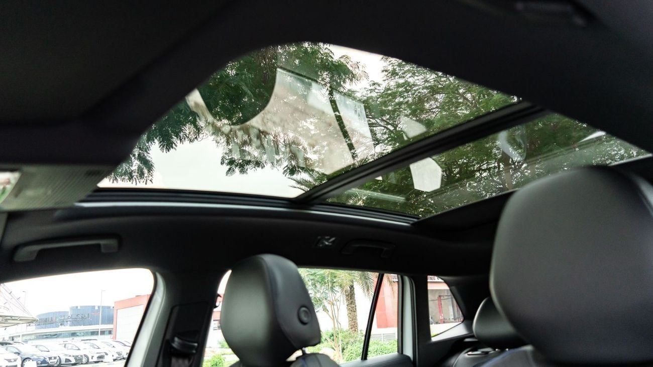 فولكس واجن تيجوان 2025 | VOLKSWAGEN TIGUAN 380 TSI 4WD R-LINE INTELLIGENT PREMIUM - H.K - COOL BLACK KIT