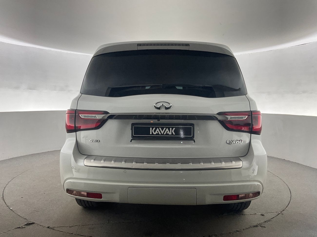 Infiniti QX80 Luxe Sensory ProActive - Black Edition | Guaranteed Warranty | 0 Down Payment