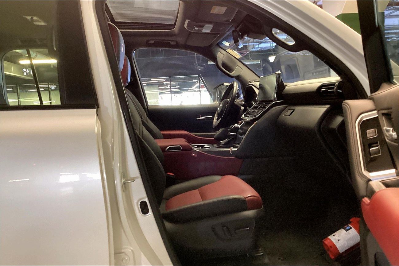 Toyota Land Cruiser GR - Sport | National Day Celebration | Guaranteed Warranty | 0 Down Payment