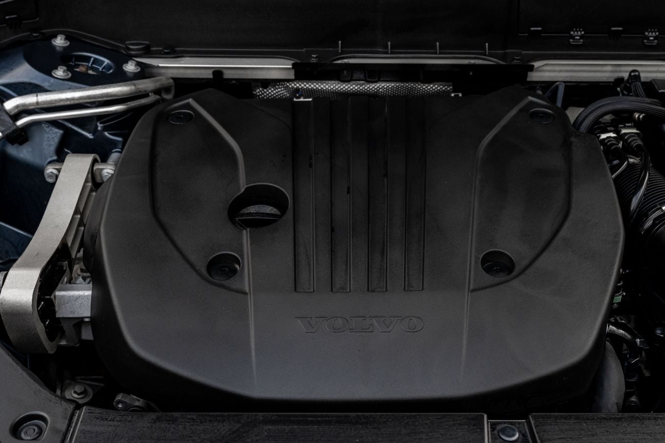 Volvo XC90 XC90 B5 Plus Bright AWD | 2,840 P.M | 0% Downpayment | Agency Warranty!