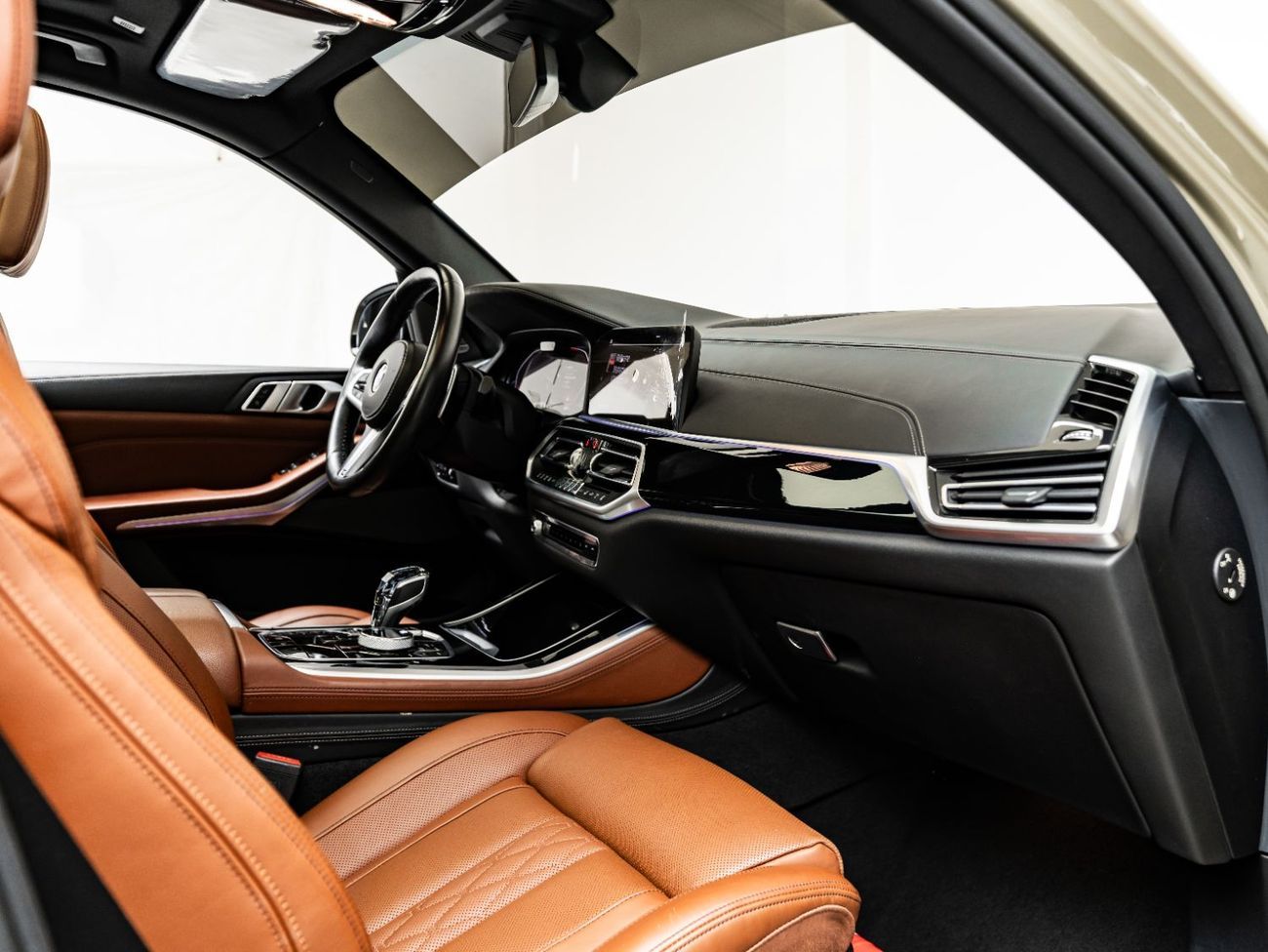 BMW X5 M50i 4.4L 2019 BMW X5 M50i, 1 Year Fully Comprehensive Warranty, Low KMs, GCC