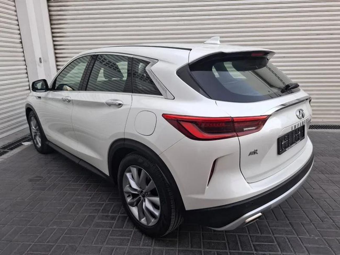 إنفينيتي QX50 LUXE SENSORY Luxury 2.0L RWD