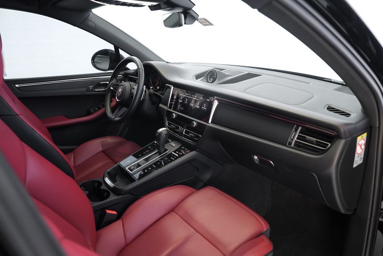 Porsche Macan Std 2.0L (252 HP)