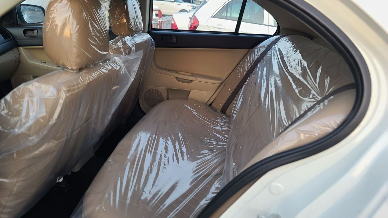 Mitsubishi Lancer خليجي