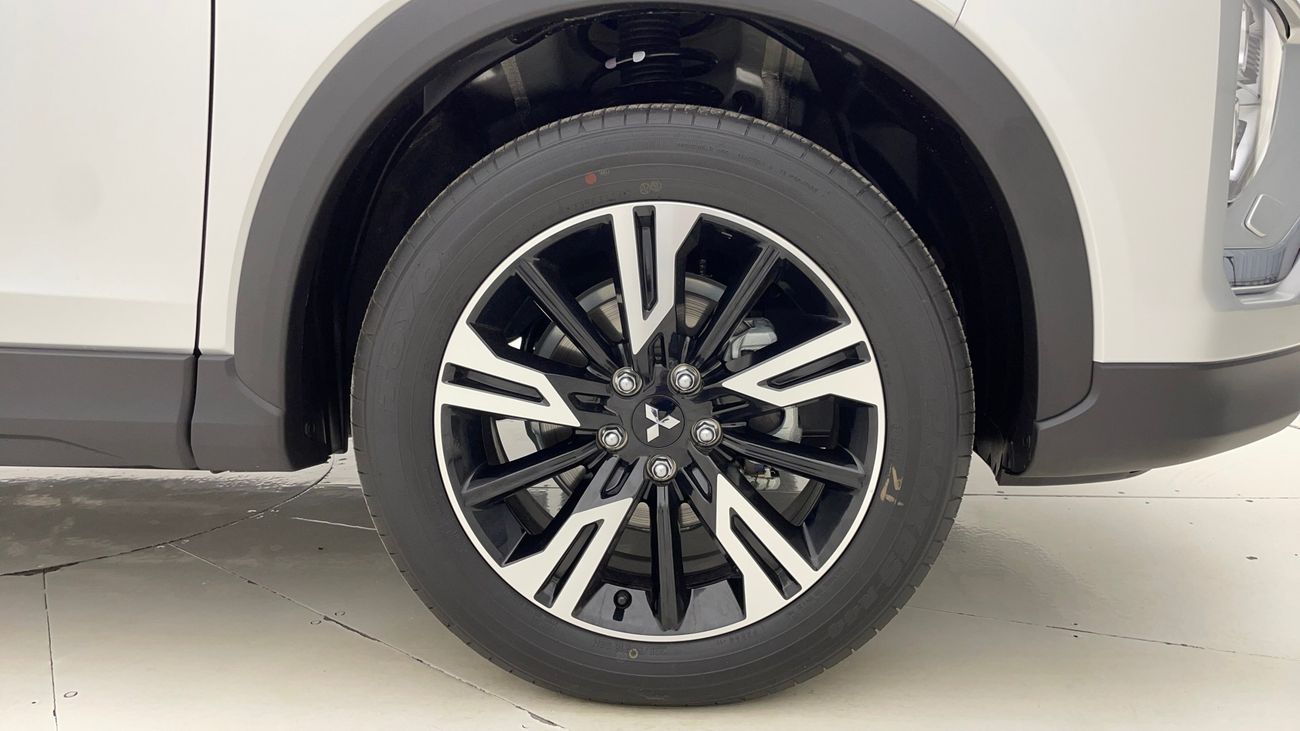 Mitsubishi Eclipse Cross GLS MIDLINE 1.5 | Zero Down Payment | Home Test Drive