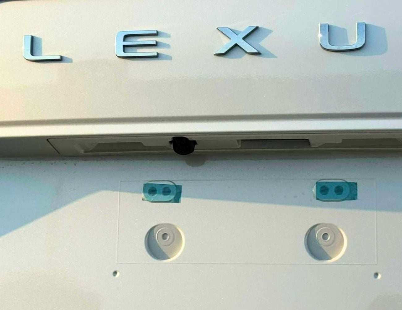 Lexus LX600 VIP 3.5L PETROL || RADAR / 360*CAMERA / LEATHER WITH PWR SEATS / SUNROOF / REAR ENTERTAINMENT SCREEN
