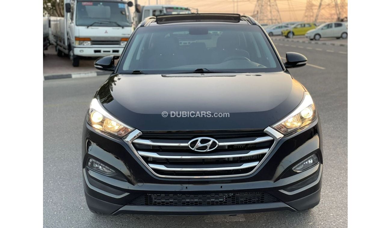 هيونداي توسون 2017 Hyundai Tucson 1600cc 4x4 Turbo - Black RV Edition - 2 keys & Full Panoramic View