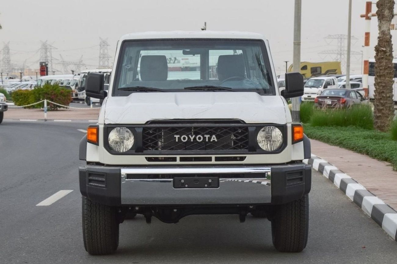 Toyota Land Cruiser TOYOTA LAND CRUISER 76 SERIES 4.0L V6 4WD 5DOOR SUV 2024 | REAR CAMERA | 10 INCH DISPLAY | D