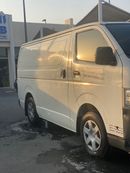 Toyota Hiace GL - Standard Roof