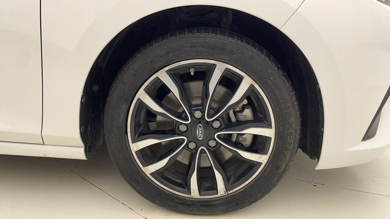 JAC J7 INTELLIGENT 1.5 | Zero Down Payment | Home Test Drive