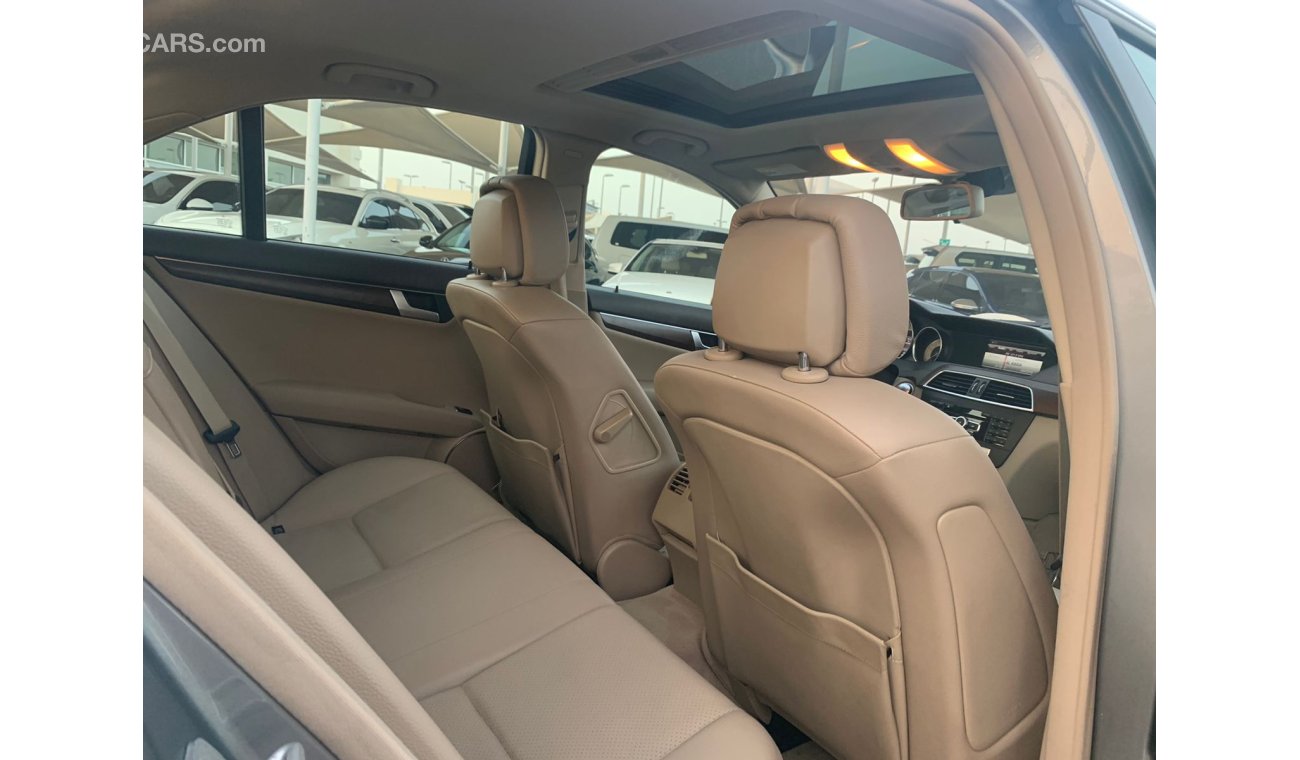 مرسيدس بنز C200 Mercedes C200_Gcc_2013_Excellent_Condihion _Full option