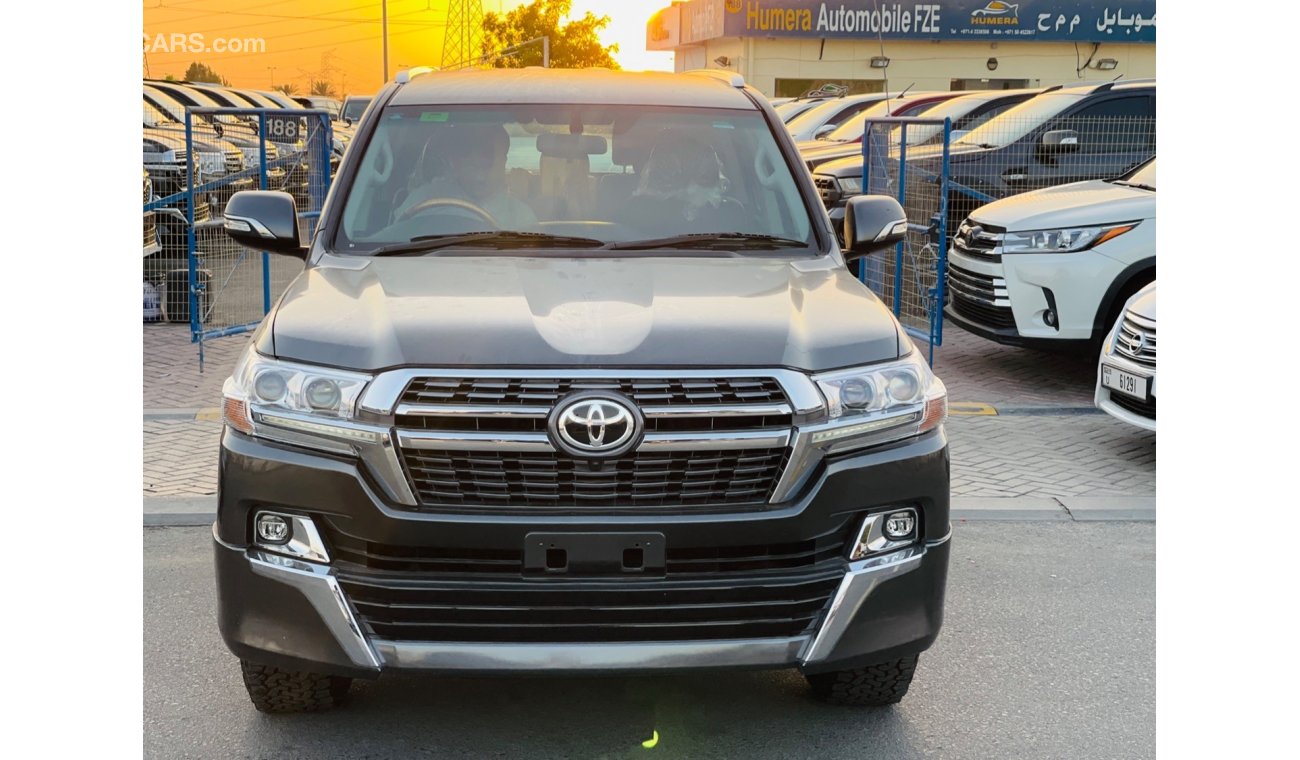 Toyota Land Cruiser Toyota Landcrusier Diesel engine model 2012 for sale from humera motor car very clean and good condi