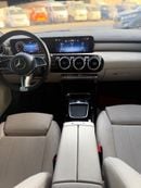 Mercedes-Benz CLA 250 للبيع Mercedes-Benz CLA 250 2025 فل أوبشن – صبغ وكالة الممشى: 1,000 كم فقط  فتحة سقف، جلد كهرباء، شا
