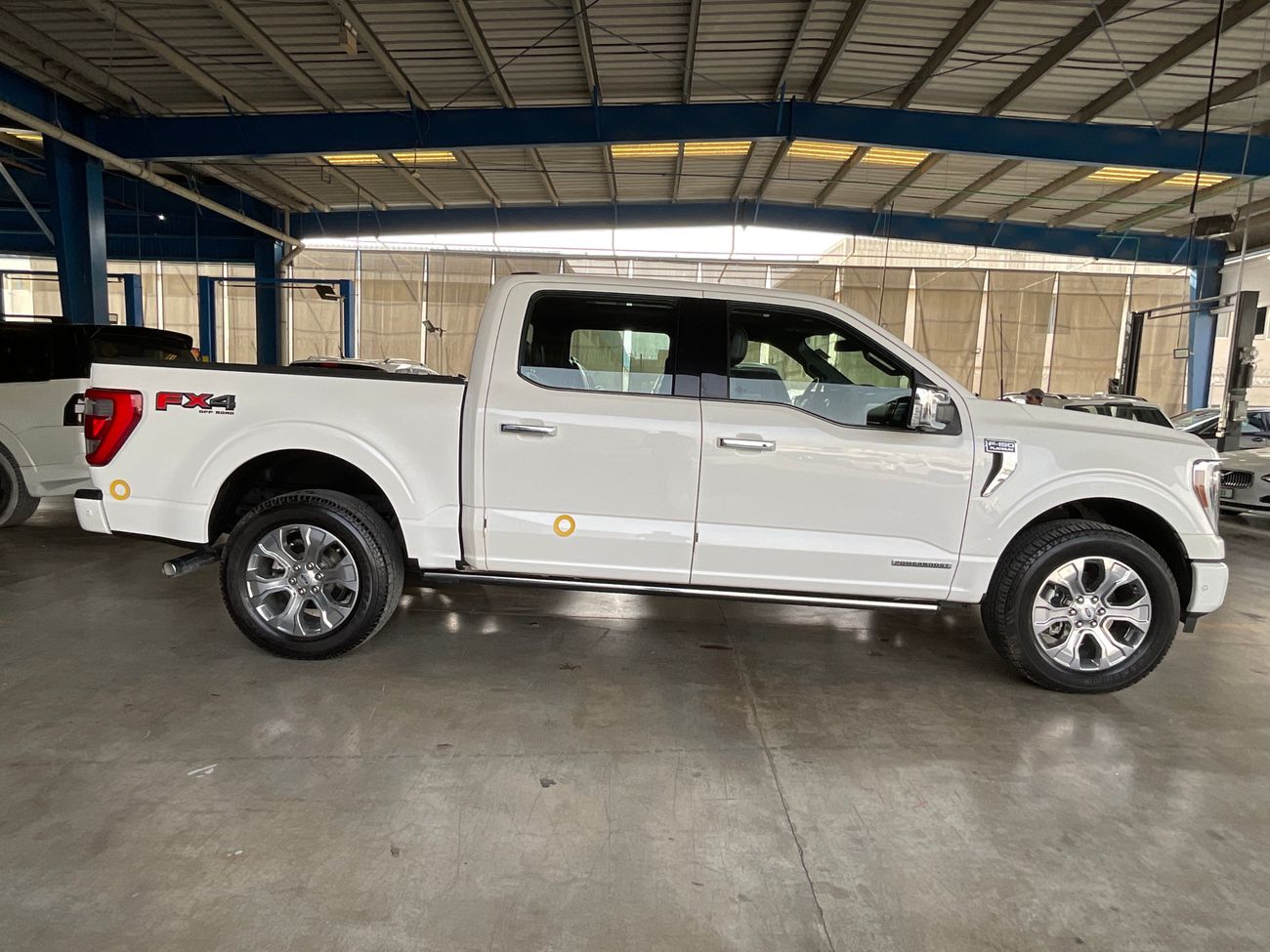 Ford F 150 Platinum FX4 - Super Crew | Guaranteed Warranty | 0 Down Payment