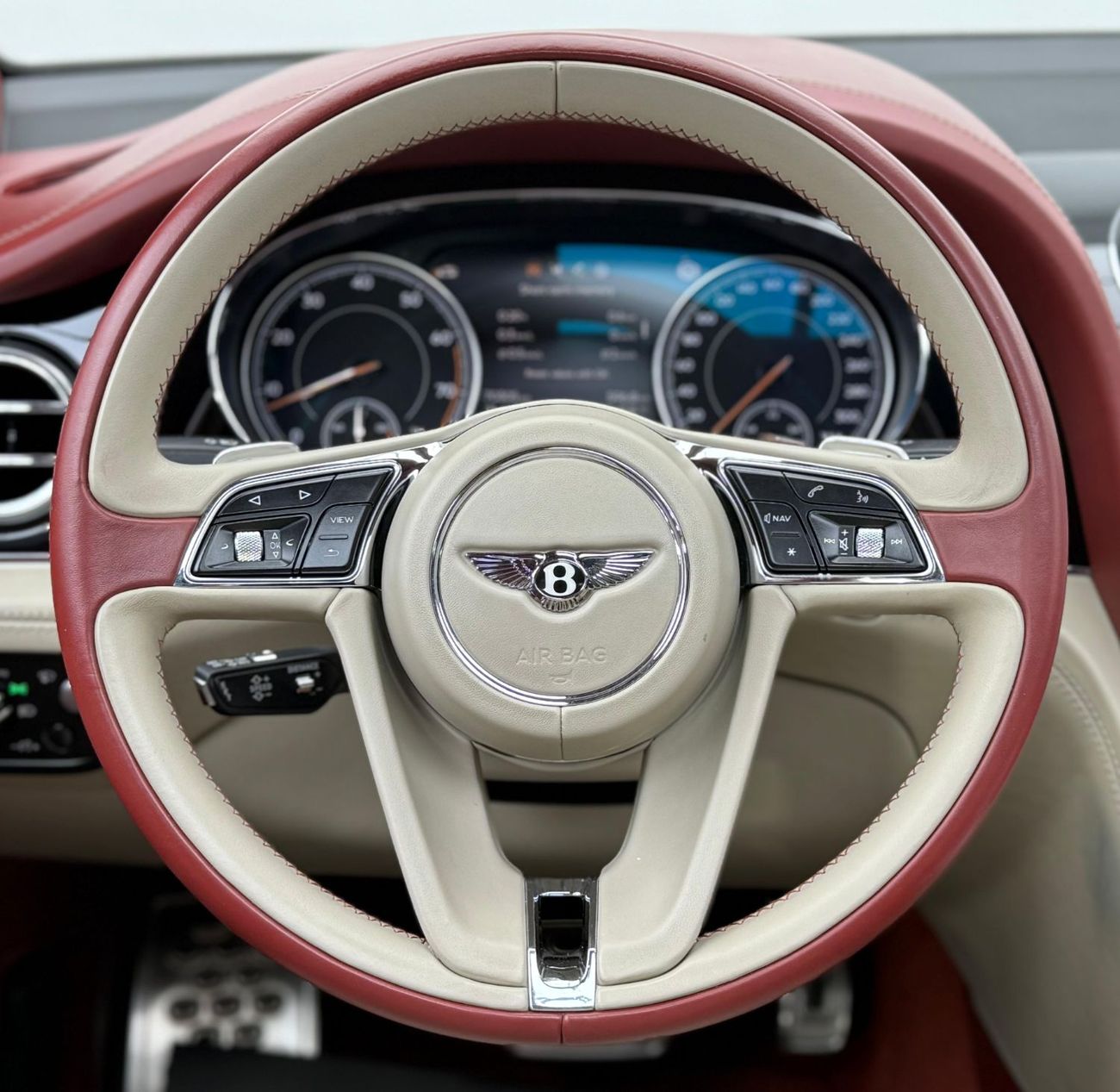 Bentley Bentayga 2017 Bentley Bentayga First Edition W12, Service History, Fully Loaded, Excellent Condition, GCC