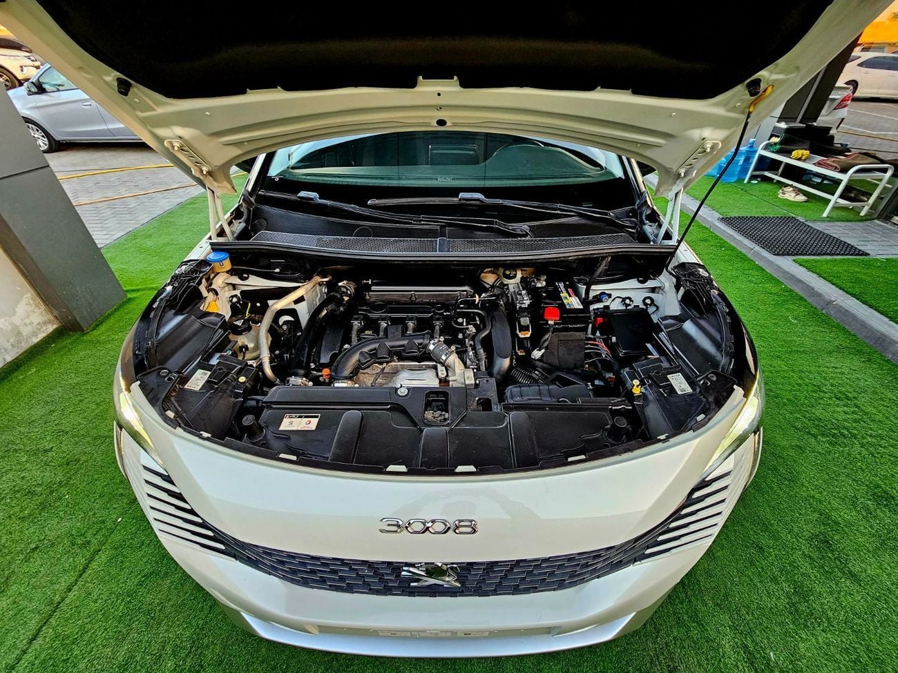 بيجو 3008 / 1.6 V4/ ORIGINAL PAINT/ SINGLE OWNER/ LOW KMS