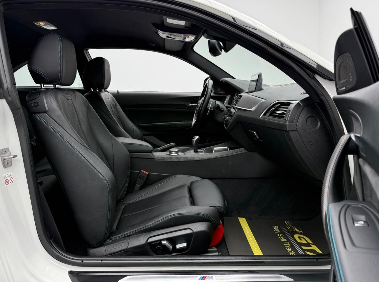 بي أم دبليو M2 Std 3.0L A/T 2018 BMW M2 Coupe, 2026 Warranty + Service Pack, Full Service History, Excellent Condit