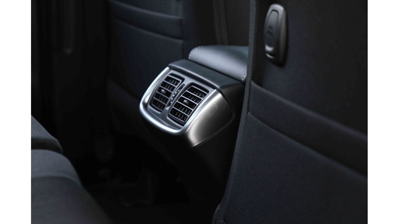 Toyota Hilux 2024 Toyota Hilux 4x4 DC 2.7 HI - Platinum White Pearl inside Maroon | Export Only