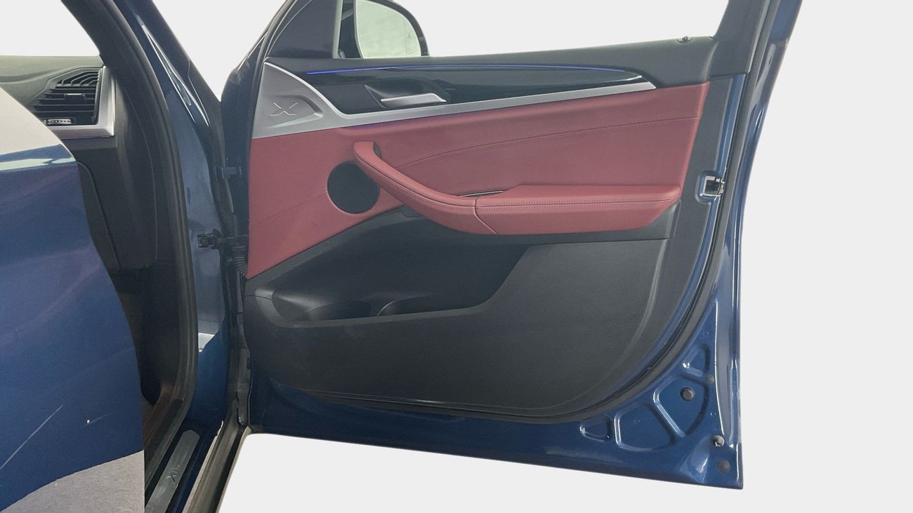 BMW X4 xDrive 30i Executive | upto AED 20,000 Ramadan Discount | Guaranteed Warranty | 0 Down Payment