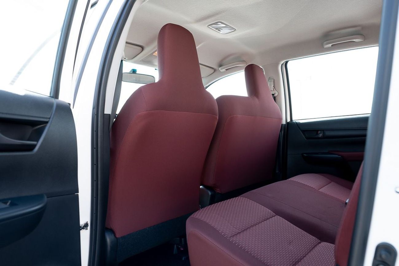 تويوتا هيلوكس Manual Transmission 4x2