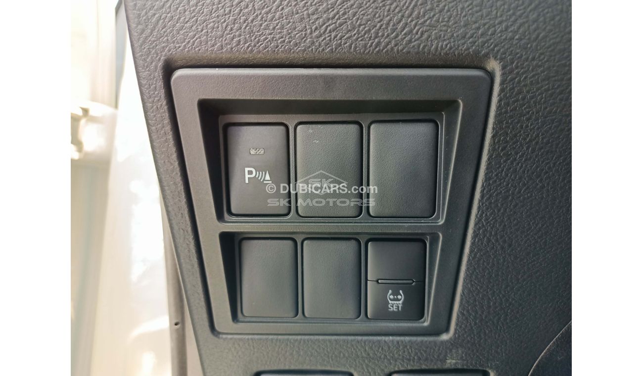 Toyota Hilux 2.8L Diesel, 17" Rims, Low Tyre Pressure Button, Parking Sensors, LED Headlights (CODE # THFO04)