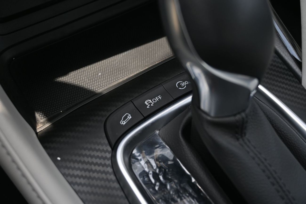 MG ZS MG ZS 1.5L Petrol Full Option Model 2025, Color White