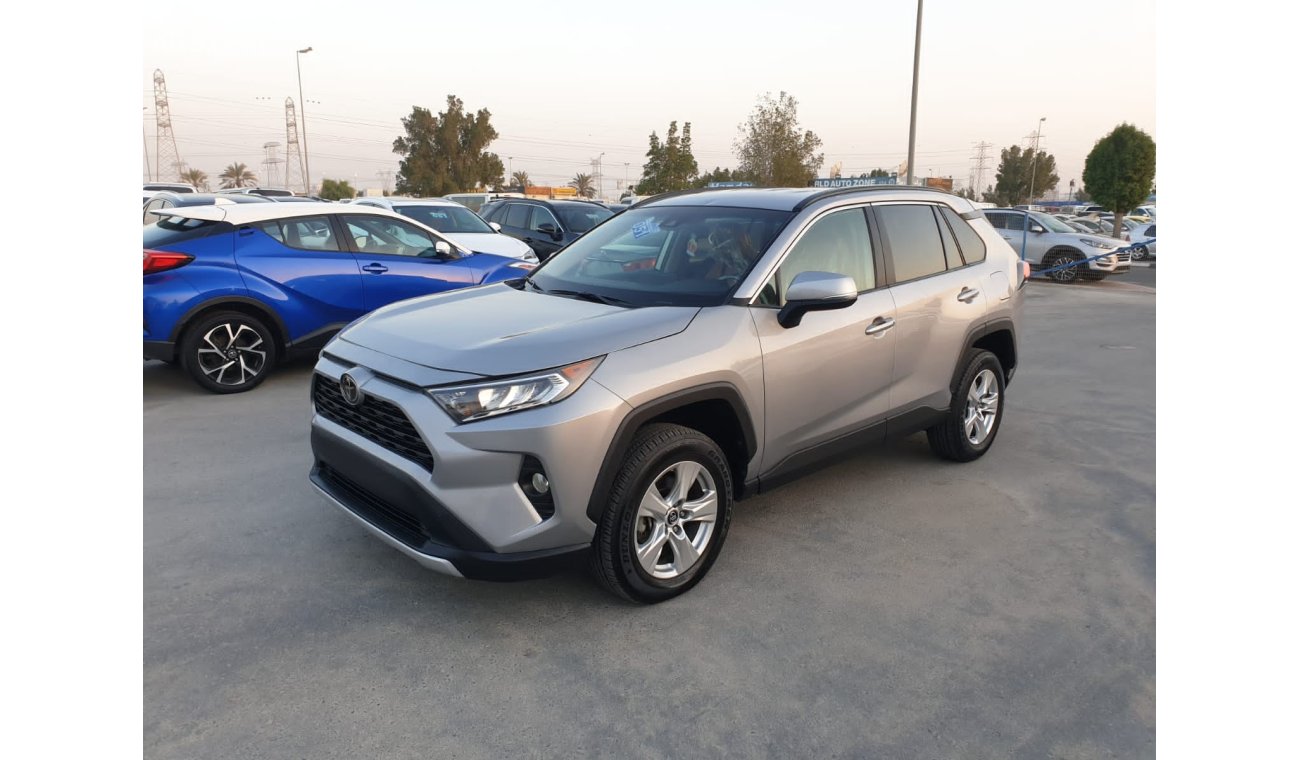 Toyota RAV4 2020 RAV4 XLE full option