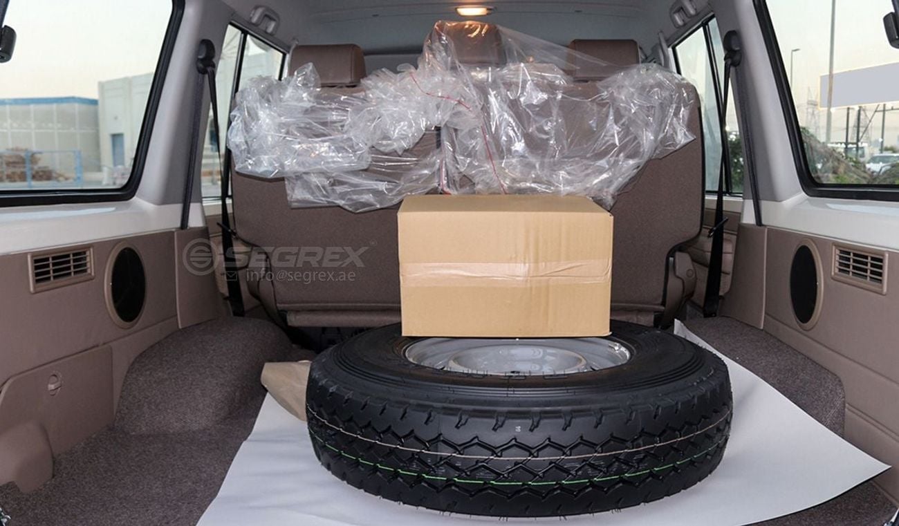 تويوتا لاند كروزر 70 2025 Model Toyota Land Cruiser Hardtop LC76, 2.8L Diesel 4WD 5M/T