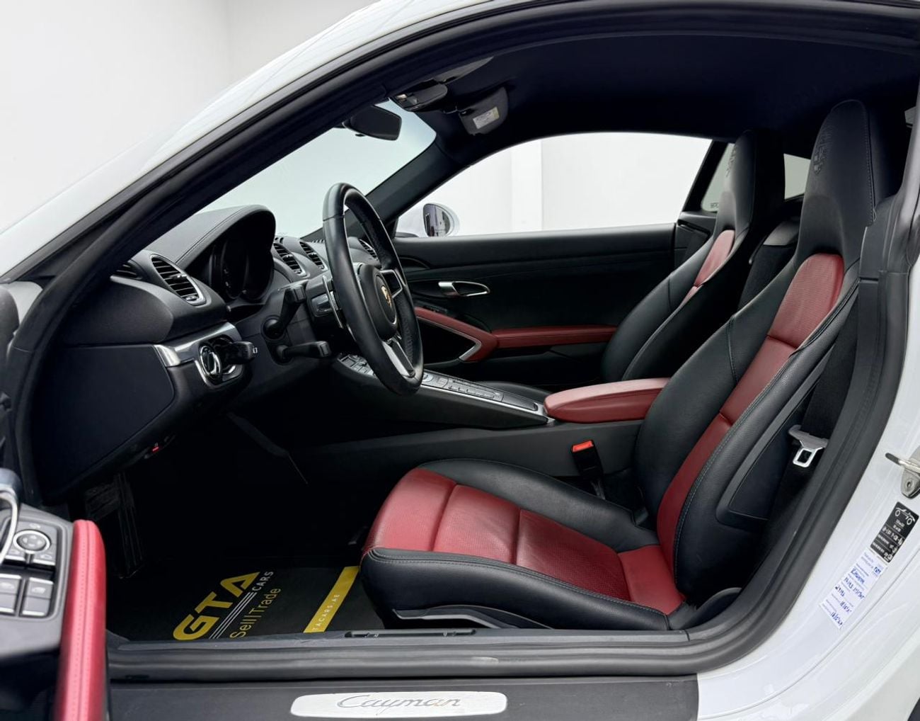 Porsche 718 Cayman 2023 Porsche Cayman, Porsche Warranty+Full Porsche Service History, GCC