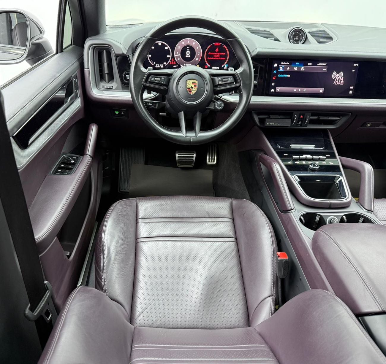 بورش كايان 2024 Porsche Cayenne S Coupe, 10/2026 Porsche Warranty, Porsche Service History, GCC