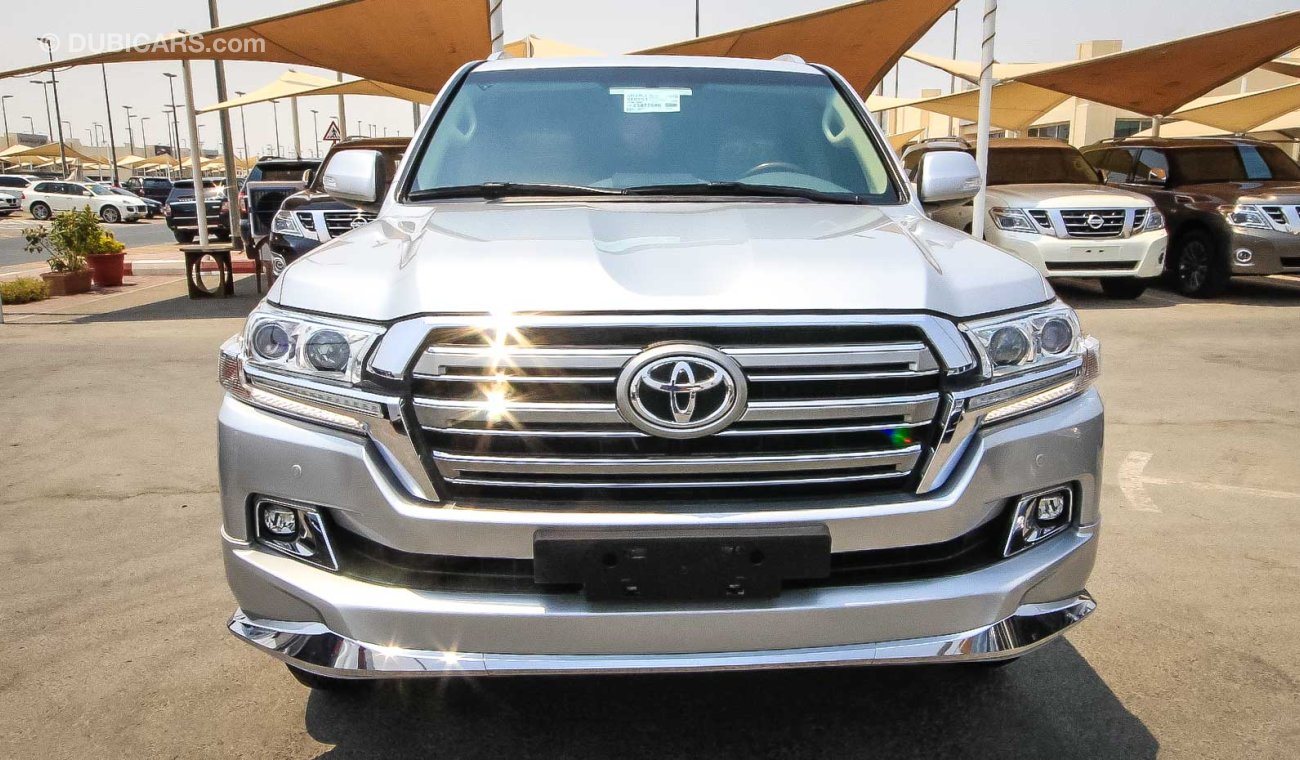 Toyota Land Cruiser GXR+ V6 - 0% Down Payment - VAT included