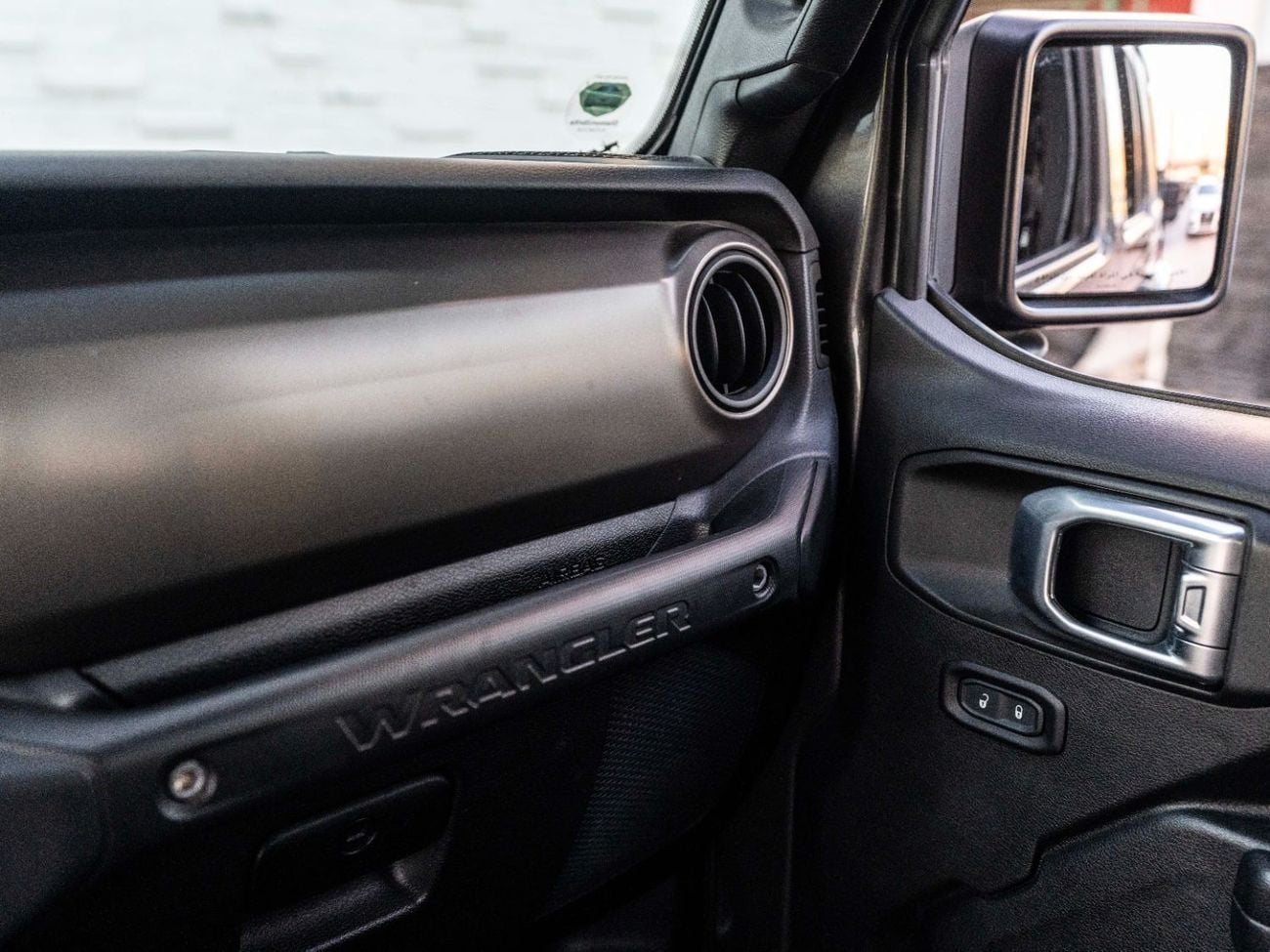 Jeep Wrangler Unlimited Sport S 3.6L A/T