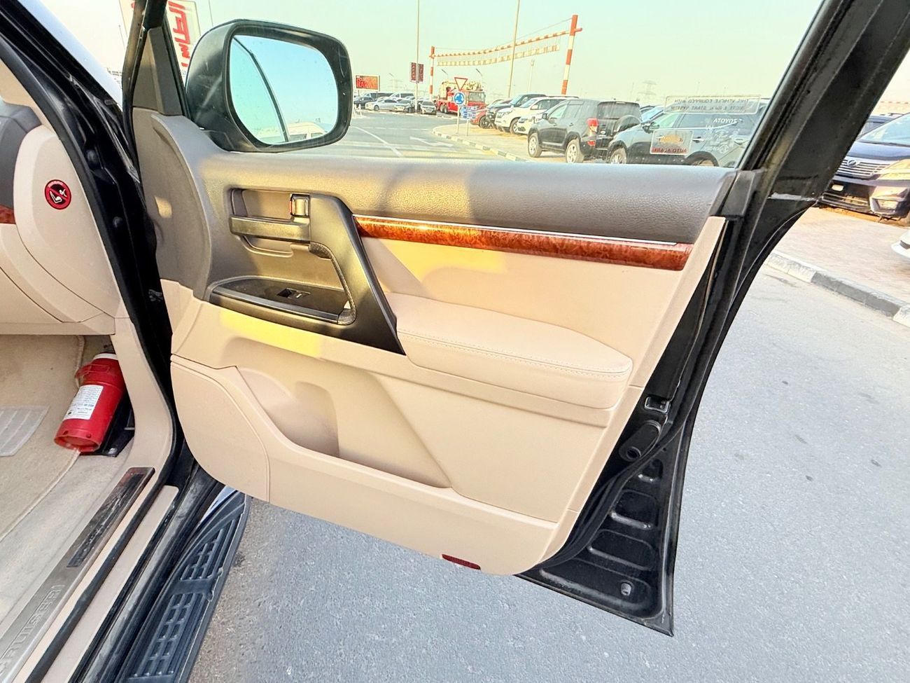 تويوتا لاند كروزر Toyota landcuriser GXR twin turbo V8 2014 upgrade 2025 full option Top the range