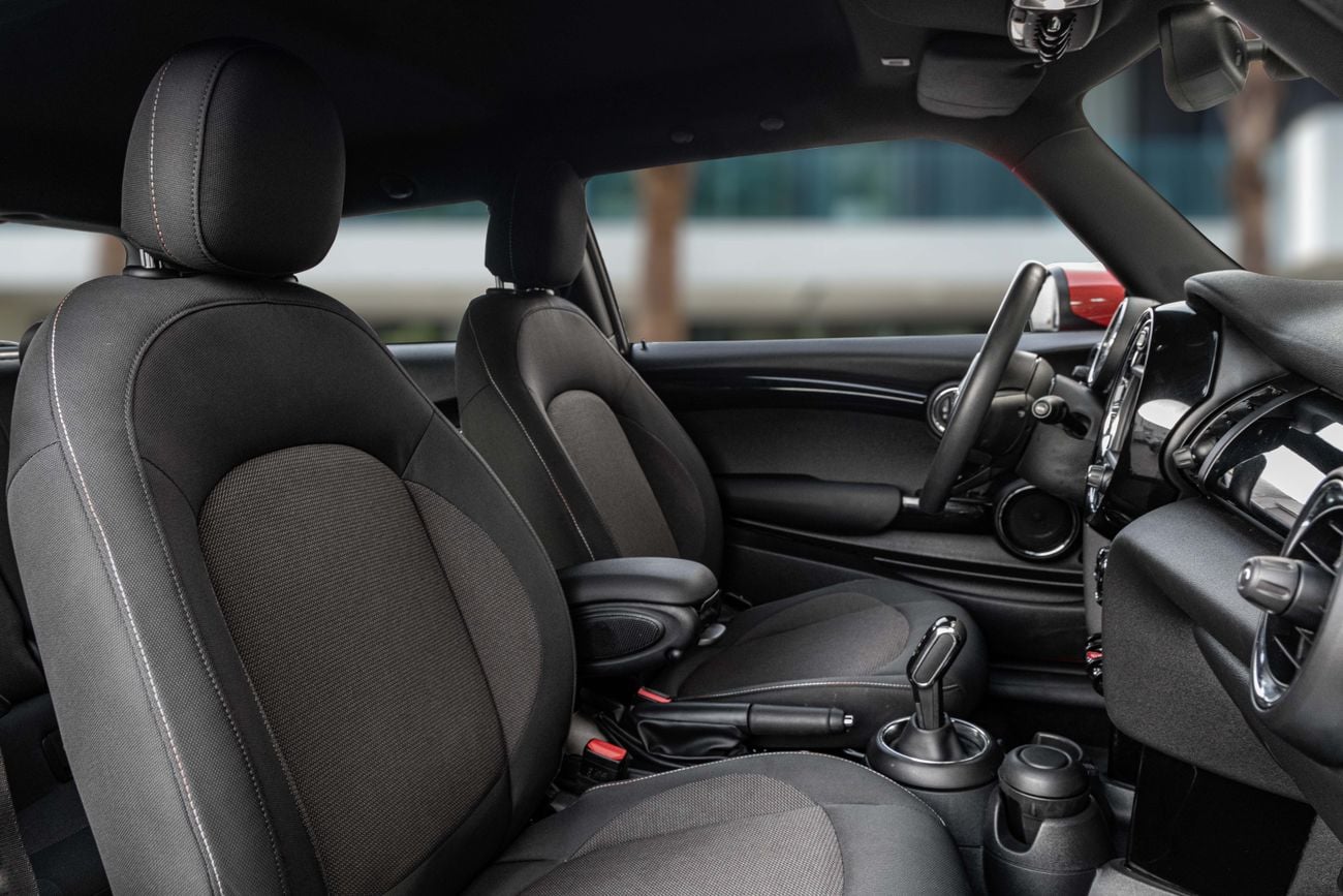 Mini Cooper Cooper | 1,175 P.M | 0% Downpayment | Pristine Condition!