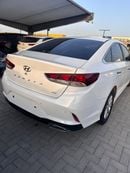 Hyundai Sonata Sport خاليه من الحوادث