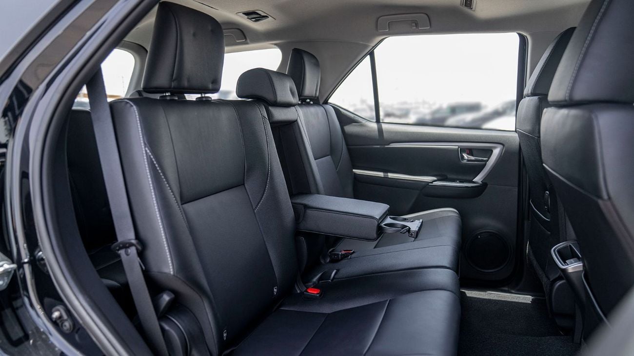 Toyota Fortuner VXR 4.0L (278 HP) FORTUNER VXR  V6 4.0L